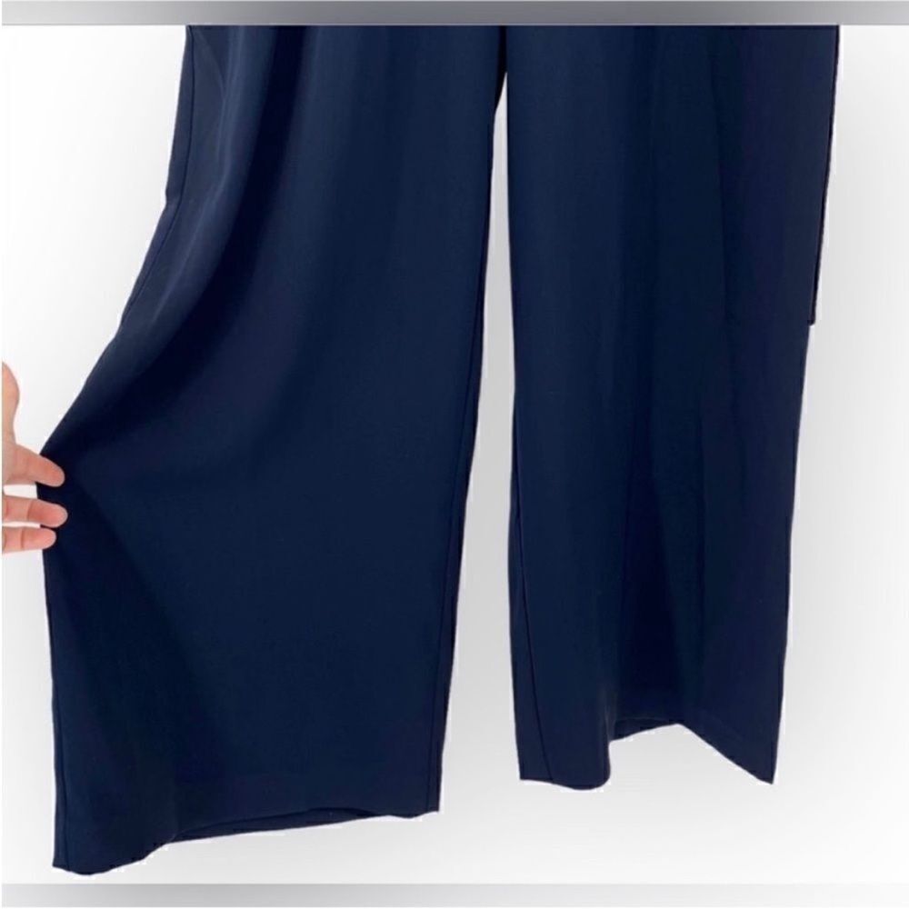 ELIZA J NWT Flutter Sleeve Crepe V Neck Wide Leg
Jumpsuit Navy Size 2 - Picture 7 of 12